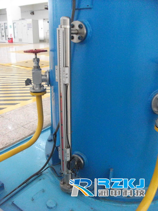 側(cè)裝磁翻板液位計